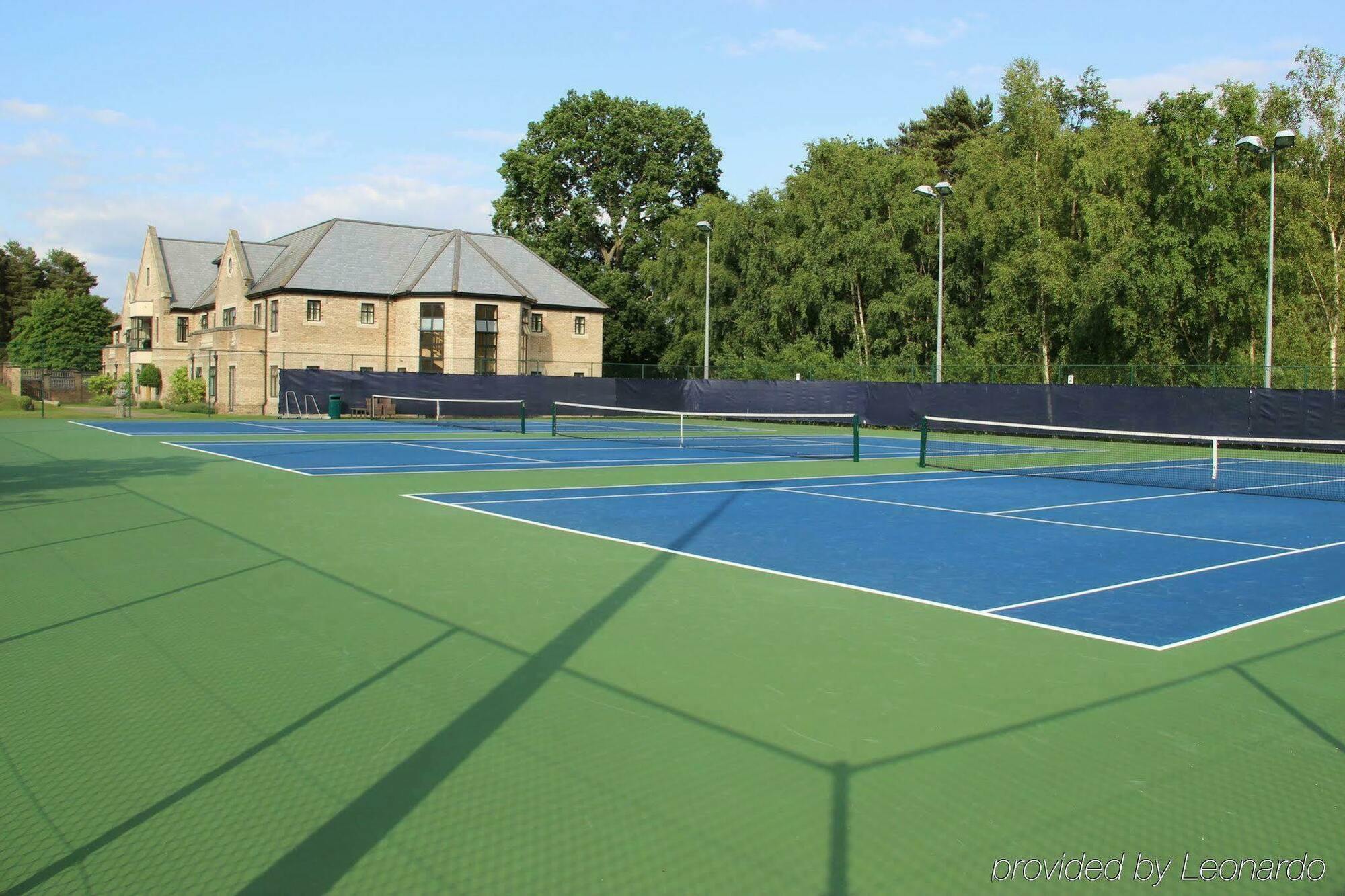Foxhills Club & Resort Ottershaw Exterior foto